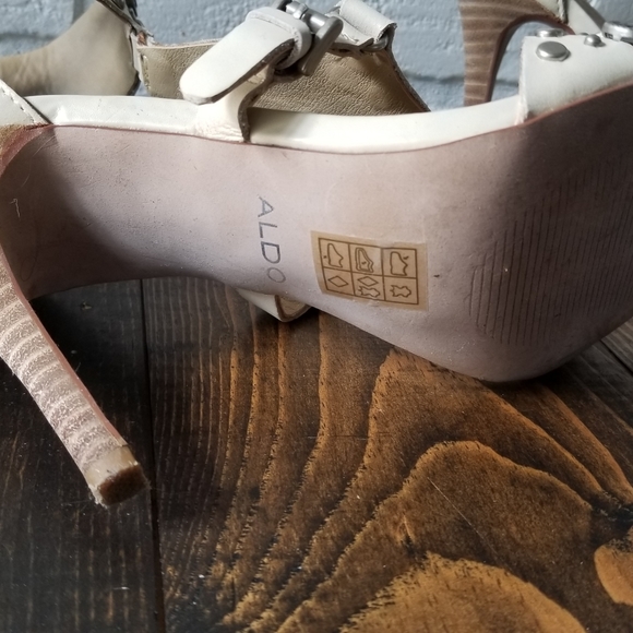 Brand new heels - Picture 3 of 3